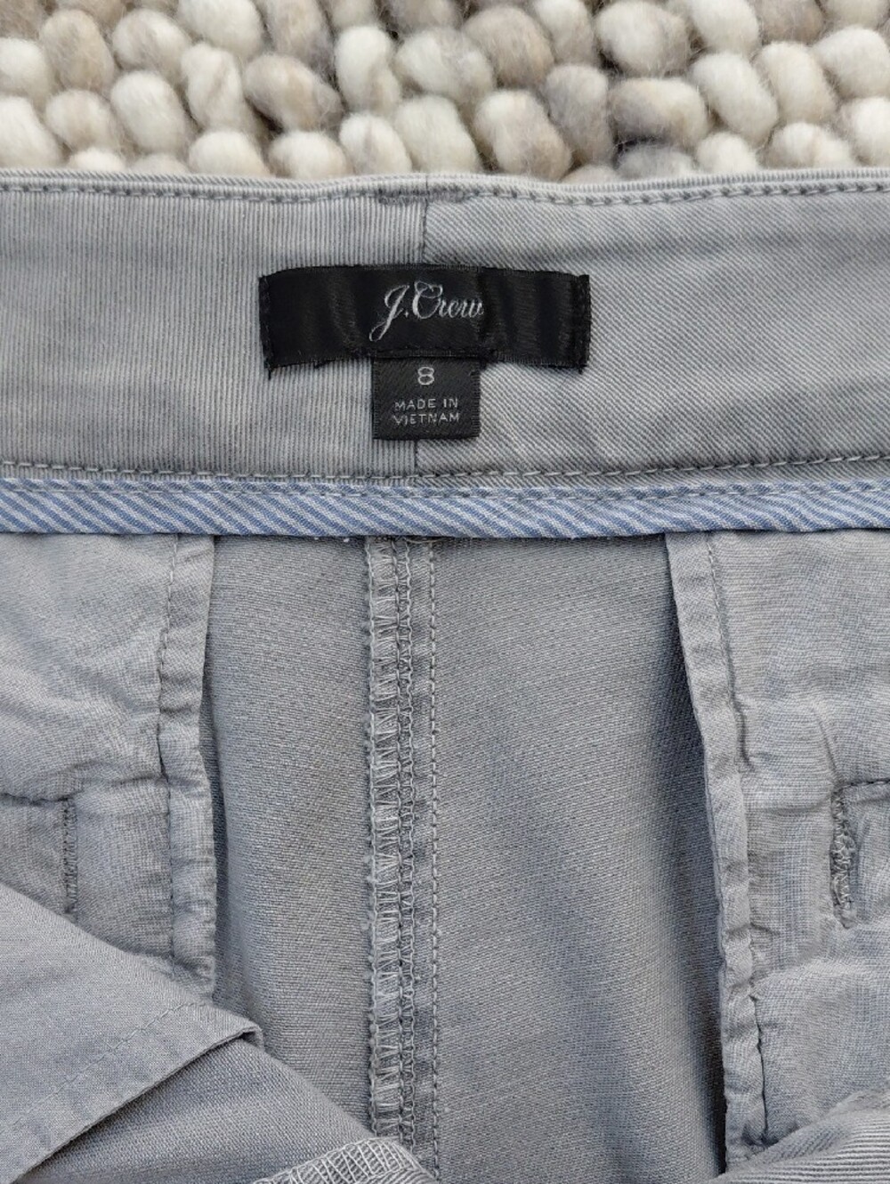 Classic Women's J. Crew Shorts in Light Gray - Picture 2 of 3